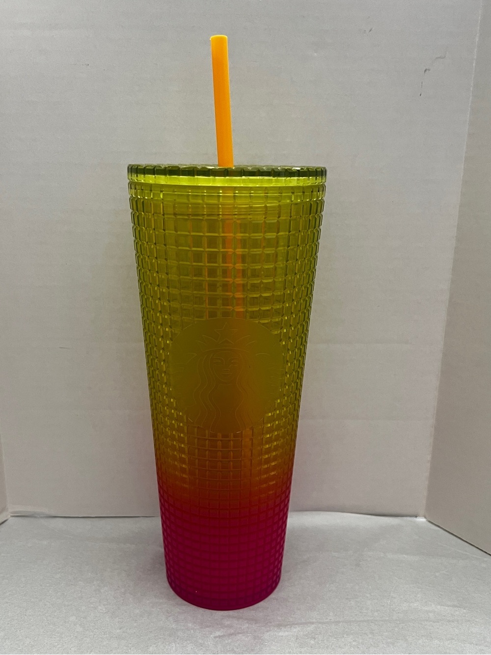 Starbucks Summer 2022 Lemon Neon Yellow & Pink Ombre Grid Tumbler 24 OZ.